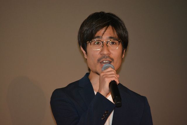 菅田将暉＆土屋太鳳がお客さんを出迎え！『となりの怪物くん』初日舞台あいさつ（21枚目）