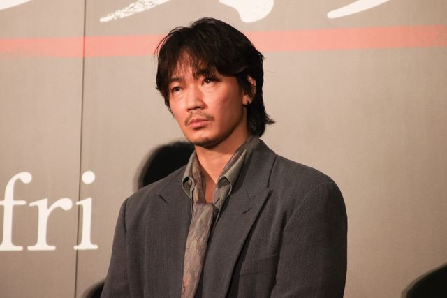 北村匠海、小学生の頃から共演の綾野剛らと登壇！『愚か者の身分』完成披露試写会舞台挨拶（5枚目）