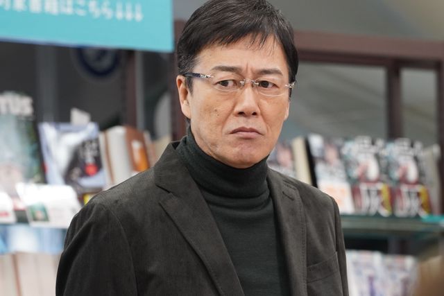 作家夫妻が抱える、危険な秘密…「相棒season21」第15話「薔薇と髭と菫たち」（3枚目）