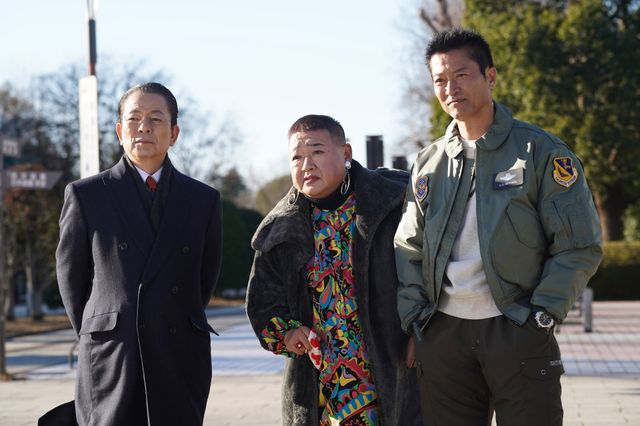 作家夫妻が抱える、危険な秘密…「相棒season21」第15話「薔薇と髭と菫たち」（13枚目）