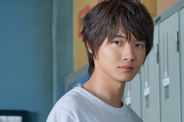 神木隆之介＆有村架純が見つめ合う！『フォルトゥナの瞳』場面写真：フォトギャラリー