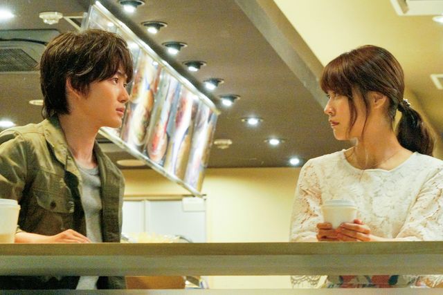 神木隆之介＆有村架純が見つめ合う！『フォルトゥナの瞳』場面写真（15枚目）