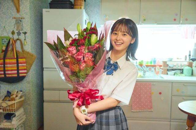 飯沼愛＆八木勇征クランクアップの様子2バージョン「南くんが恋人!?」（2枚目）