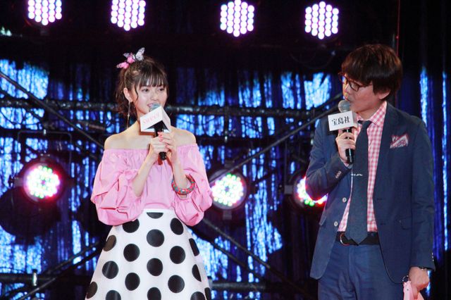 乃木坂46・齋藤飛鳥、ポップな衣装で魅了！（9枚目）