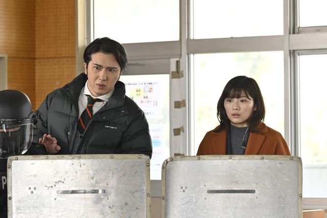 記憶をなくした爆弾魔登場！「ミステリと言う勿れ」4話場面写真（5枚目）