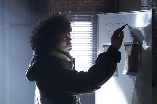 記憶をなくした爆弾魔登場！「ミステリと言う勿れ」4話場面写真（8枚目）