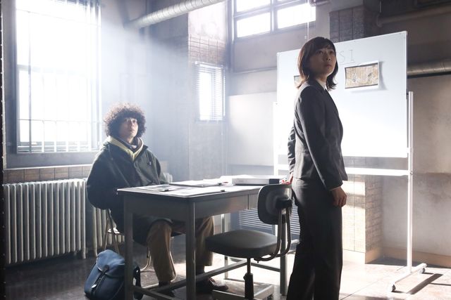 記憶をなくした爆弾魔登場！「ミステリと言う勿れ」4話場面写真（10枚目）