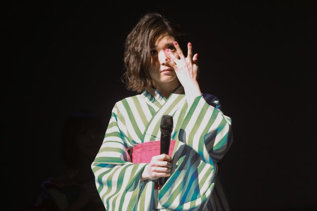 02.jpg