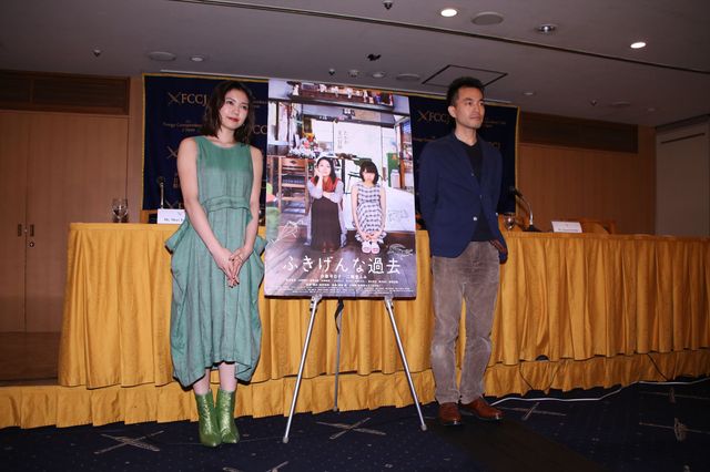 二階堂ふみ、まっ赤なリップが大人っぽい！『ふきげんな過去』会見ギャラリー（8枚目）