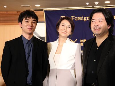 銀座シネパトスを舞台にした映画『インターミッション』でタッグを組んだ染谷将太、秋吉久美子、樋口尚文監督