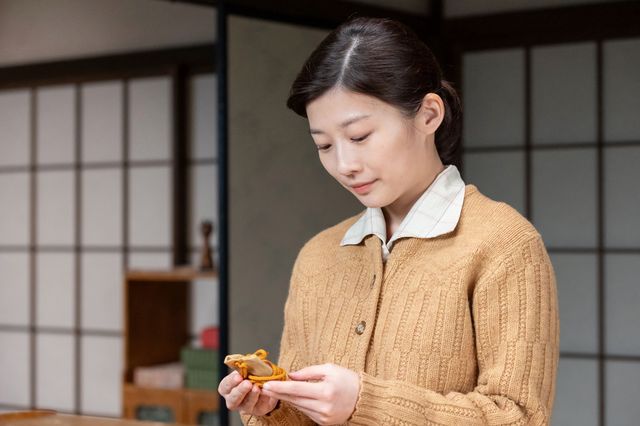 見つめ合う航一（岡田将生）と寅子（伊藤沙莉）…「虎に翼」第19週「悪女の賢者ぶり？」第93回（3枚目）