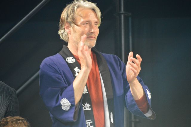 マッツ・ミケルセン、オーランド・ブルームら法被姿で登場！「大阪コミコン2023」グランドフィナーレ（7枚目）