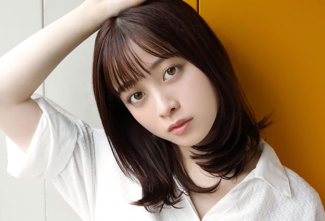 横、正面、上から…橋本環奈【インタビューカット集】（3枚目）