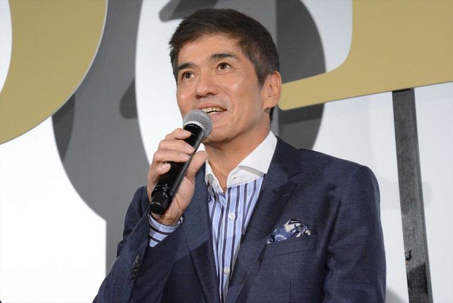 佐藤浩市、窮地に立たされた会見での対処法を紹介　画像ギャラリー（9枚目）