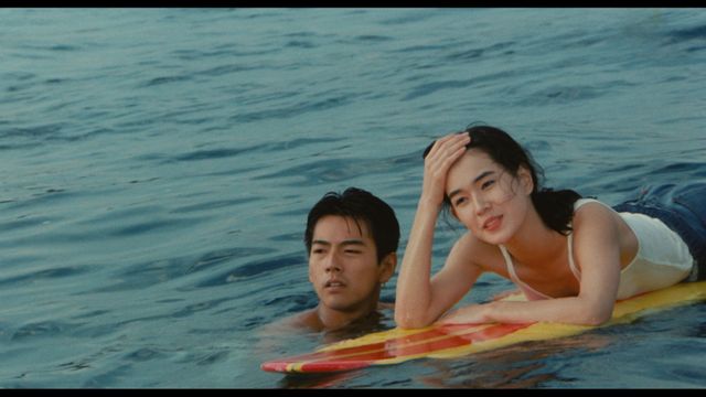 桑田佳祐監督の大ヒット作『稲村ジェーン』場面写真（2枚目）