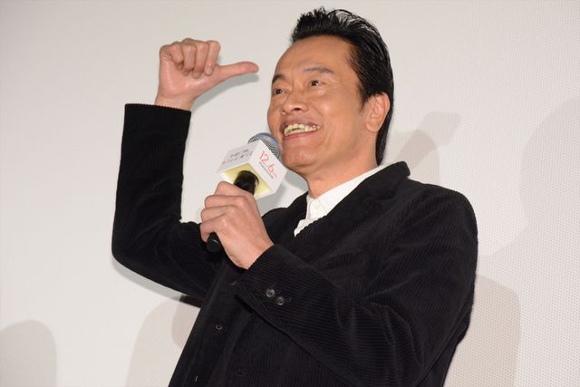 橋本環奈、キラキラ輝く衣装と存在感！『午前0時、キスしに来てよ』先行上映舞台あいさつ（5枚目）