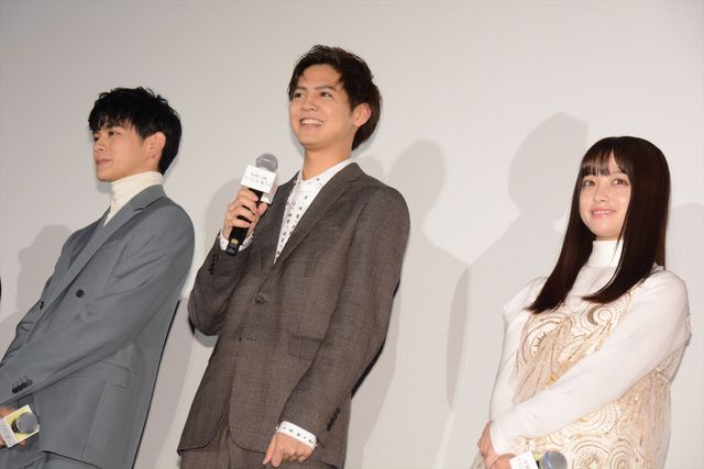 橋本環奈、キラキラ輝く衣装と存在感！『午前0時、キスしに来てよ』先行上映舞台あいさつ（6枚目）