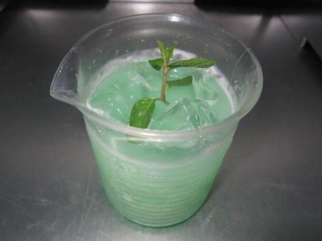 映画『ムカデ人間2』×「ザ・ロックアップ」恐怖のコラボメニューギャラリー（4枚目）