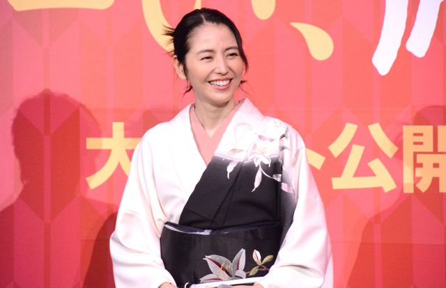 長澤まさみ、着物姿で魅了！高橋海人＆永瀬正敏ら登壇『おーい、応為』初日舞台あいさつ（4枚目）