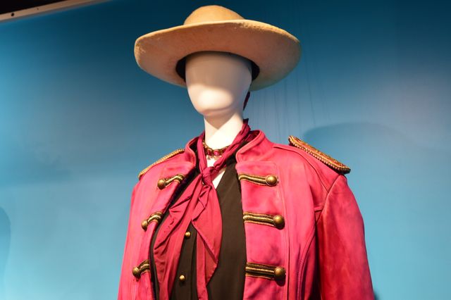 実写版「ONE PIECE」バギー、ミホークらの実物衣装が展示！「SHIBUYA GRAND LINE STORE」内覧会（4枚目）