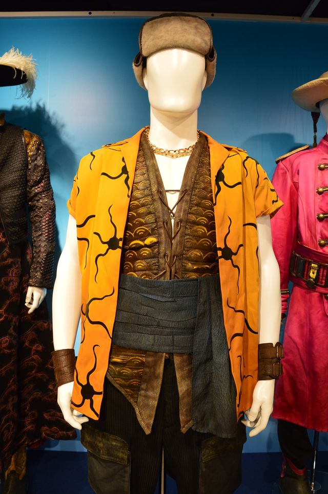 実写版「ONE PIECE」バギー、ミホークらの実物衣装が展示！「SHIBUYA GRAND LINE STORE」内覧会（5枚目）