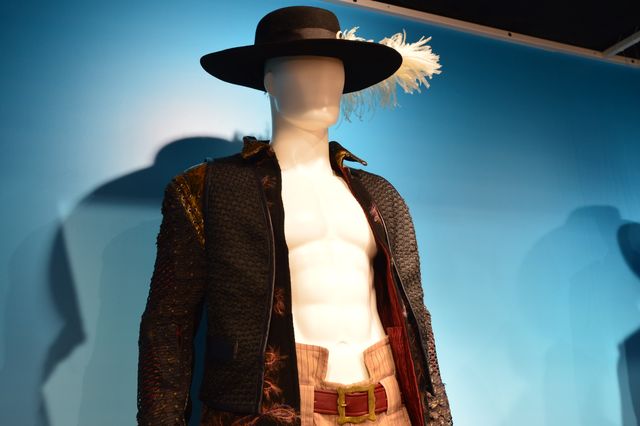 実写版「ONE PIECE」バギー、ミホークらの実物衣装が展示！「SHIBUYA GRAND LINE STORE」内覧会（8枚目）