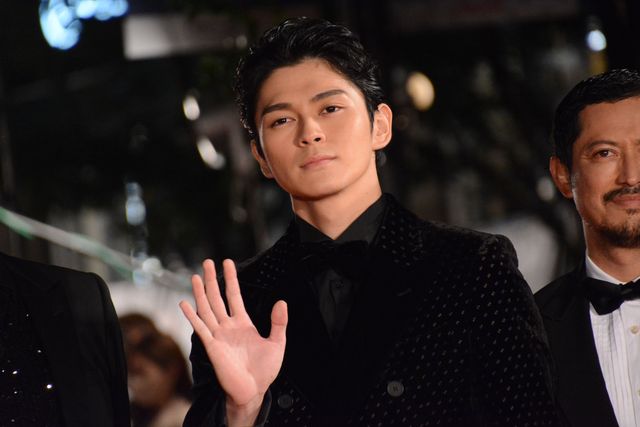 二宮和也、稲垣吾郎、鈴木亮平らレッドカーペットを彩った俳優たち！（5枚目）