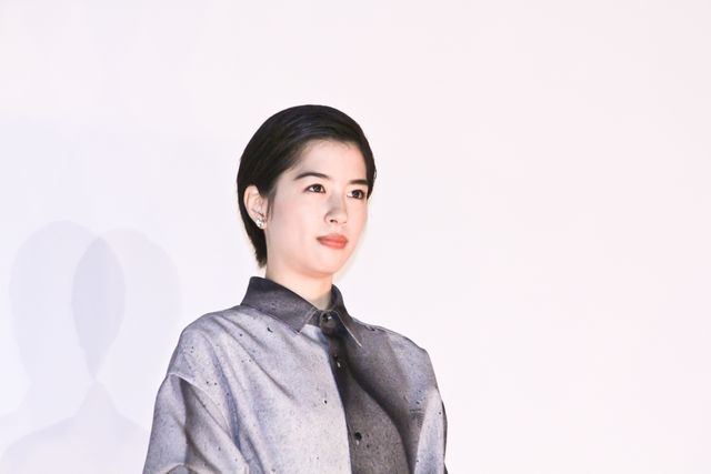 佐久間由衣＆奈緒ら登壇！『君は永遠にそいつらより若い』初日舞台あいさつ（5枚目）