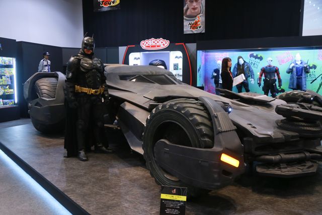 「バットマン」コスチュームがズラリ！「バットマン100%ホットトイズ」フォトギャラリー（13枚目）