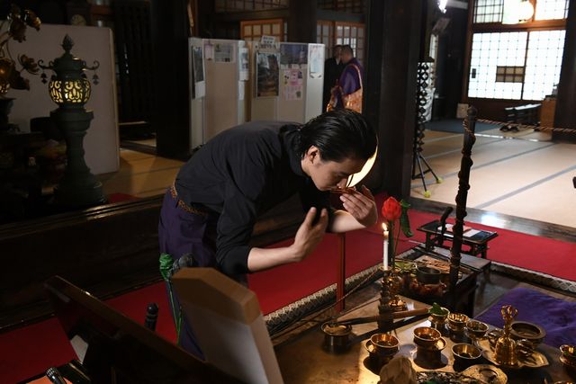 山崎賢人リーゼントで護国寺に！『ジョジョ』大ヒット祈願イベント（3枚目）