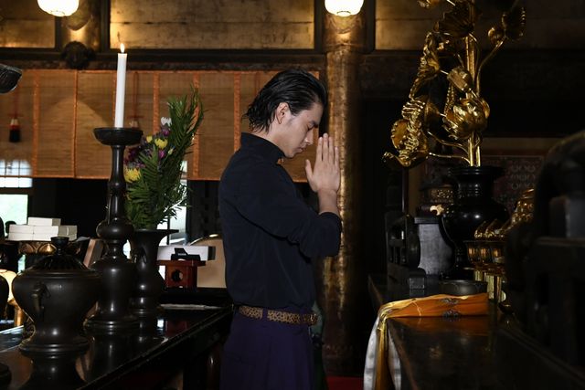 山崎賢人リーゼントで護国寺に！『ジョジョ』大ヒット祈願イベント（4枚目）