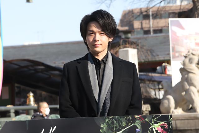 北川景子＆中村倫也が神田明神で祈願！『ファーストラヴ』公開直前イベント（3枚目）