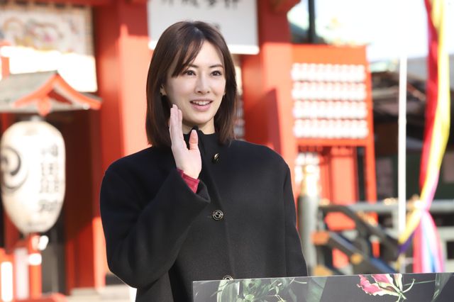 北川景子＆中村倫也が神田明神で祈願！『ファーストラヴ』公開直前イベント（12枚目）