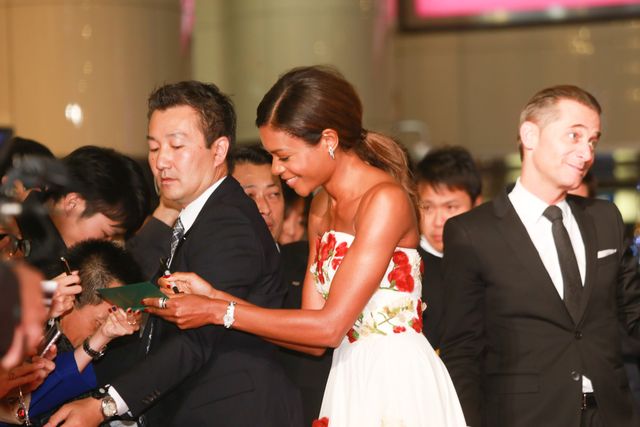 美しい！『007』マネーペニー役ナオミ・ハリス来日！フォトギャラリー（8枚目）