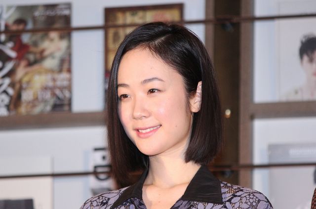 野村周平、ほほ笑みながら手を振る　映画『ビブリア古書堂の事件手帖』公開直前イベント（3枚目）