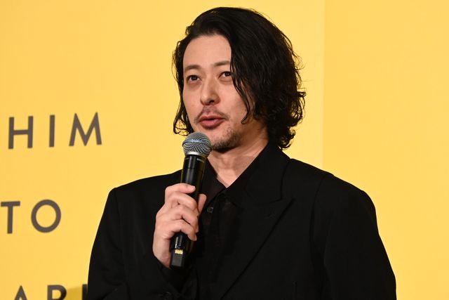 まるで女神！柴咲コウ、シースルーの装いでオダギリジョー、満島ひかりらと登壇　『兄を持ち運べるサイズに』プレミア上映会（12枚目）