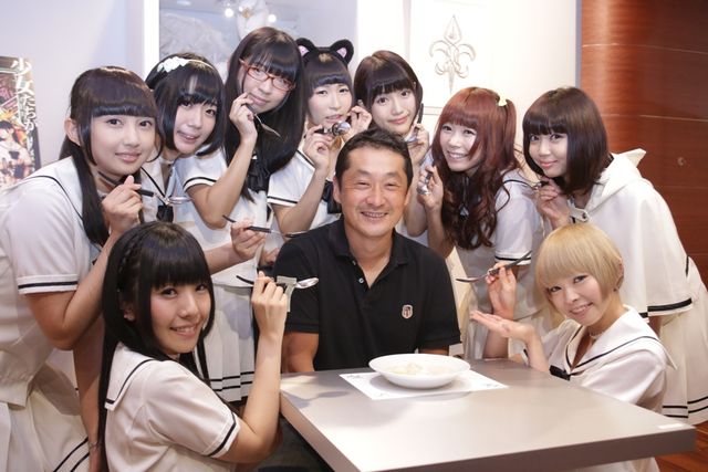 でんぱ組.inc制服姿で登場！映画『白魔女学園』カフェフォトギャラリー（6枚目）