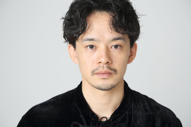 『シン・仮面ライダー』池松壮亮x浜辺美波x柄本佑インタビュー撮り下ろしカット（5枚目）