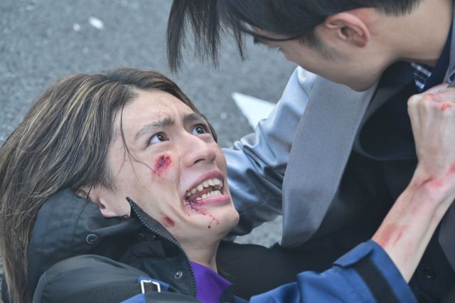 力が通用しない…英寿に苛立つ道長「仮面ライダーギーツ」第15話「謀略VI：仮面ライダーの資格」：フォトギャラリー