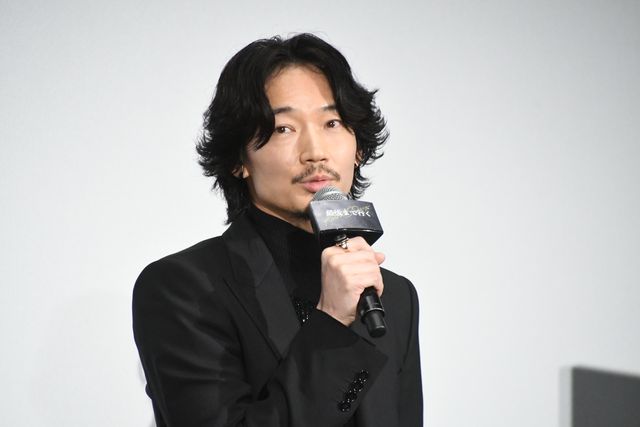 岡田准一＆綾野剛、13年前を振り返る『最後まで行く』完成披露（5枚目）