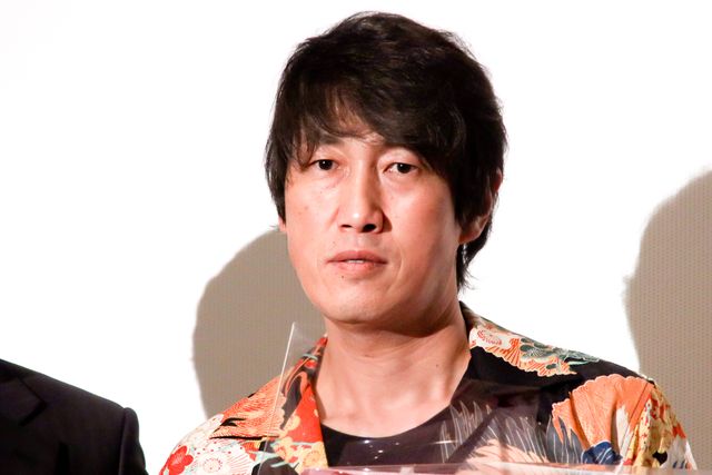 赤井夫妻が上西雄大監督に感謝！『ねばぎば　新世界』初日舞台あいさつ（9枚目）