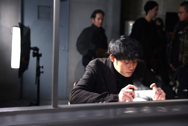 横浜流星の真剣な眼差し…『正体』撮影現場に潜入！（5枚目）