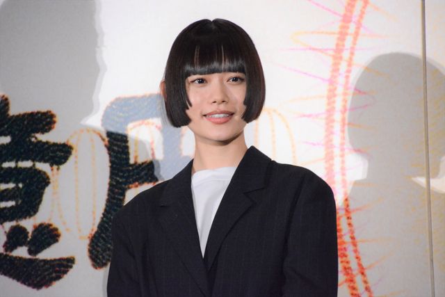 神木隆之介の30歳バースデー、杉咲花ら『大名倒産』キャストが祝福！完成披露試写会（3枚目）