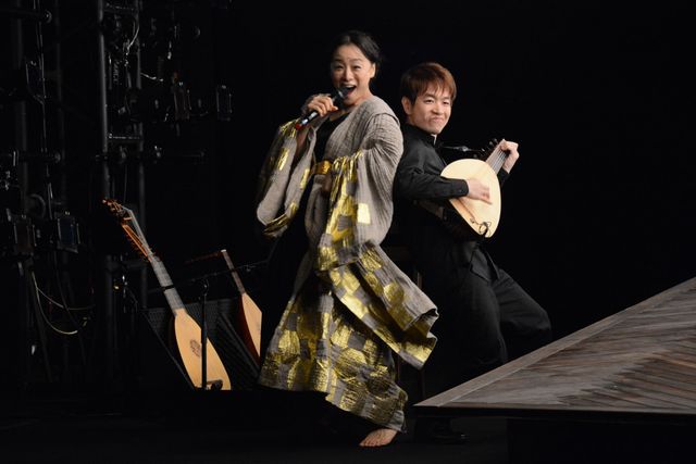 中谷美紀・神野三鈴の妖艶なキスシーンも！舞台「メアリー・ステュアート」開幕直前会見＆公開フォトコール（6枚目）