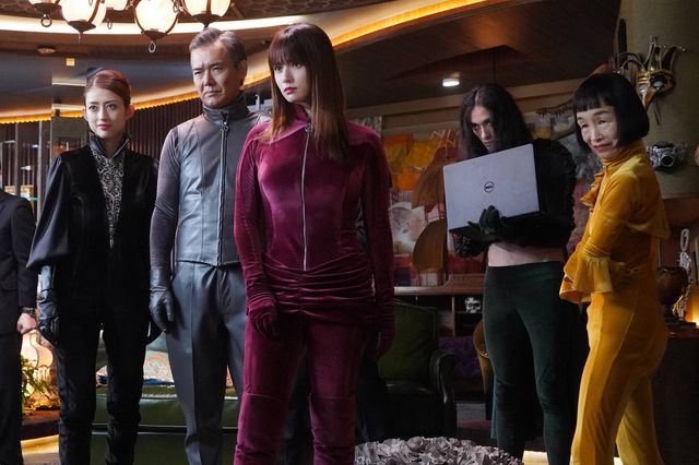 深キョンのセーラー服姿！「ルパンの娘」（2枚目）