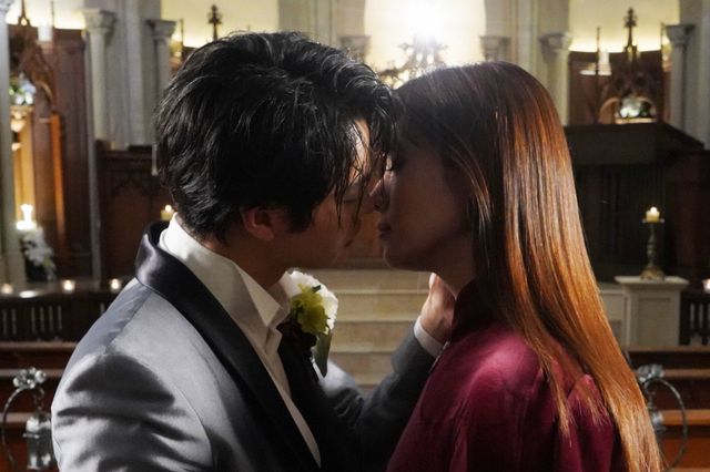 深キョンのセーラー服姿！「ルパンの娘」（6枚目）