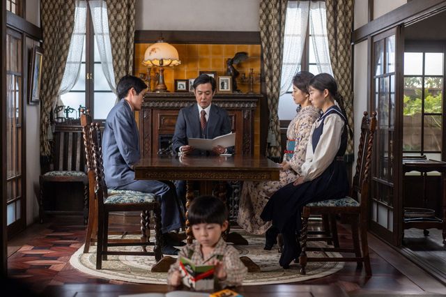 納得できず…「虎に翼」第1回の場面写真（4枚目）