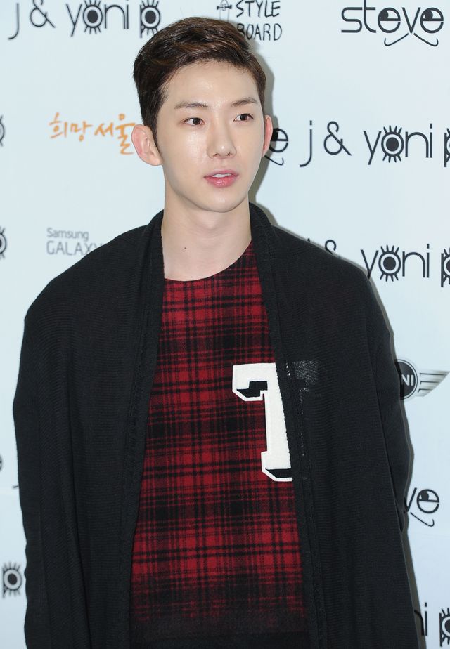 BEASTヒョンスンと4Minuteヒョナが参加！「ソウル・ファッション・ウイーク」写真ギャラリー：フォトギャラリー