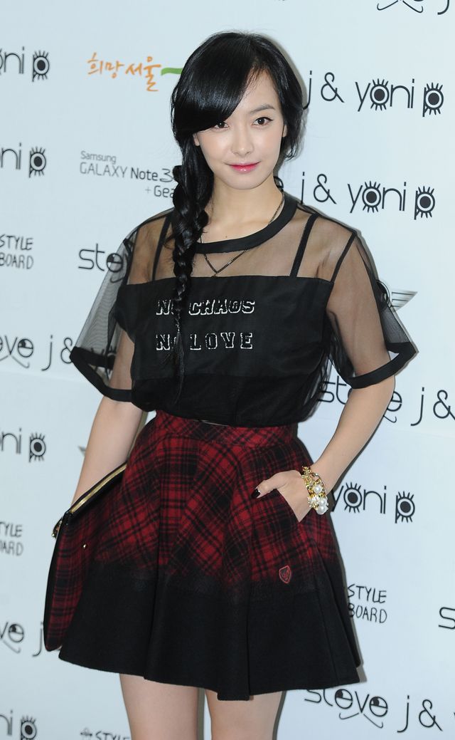 BEASTヒョンスンと4Minuteヒョナが参加！「ソウル・ファッション・ウイーク」写真ギャラリー（4枚目）