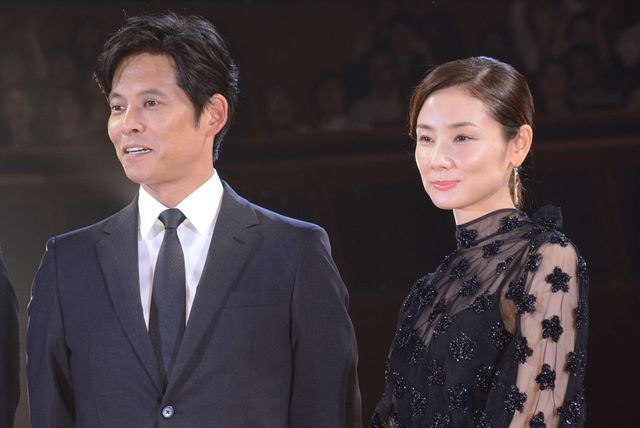 お似合いすぎ！織田裕二、吉田羊の手を取りエスコート！『ボク妻。』完成披露フォトギャラリー（14枚目）